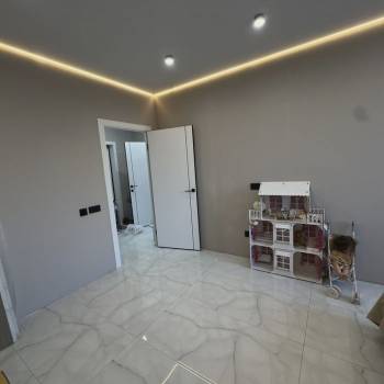Продается 1-комнатная квартира, 42,9 м²