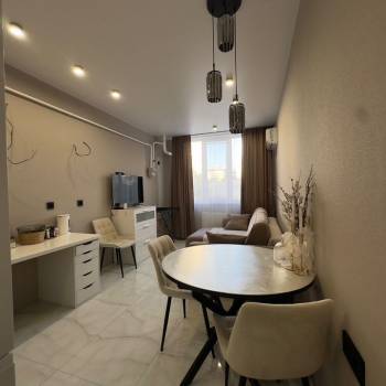Продается 1-комнатная квартира, 42,9 м²
