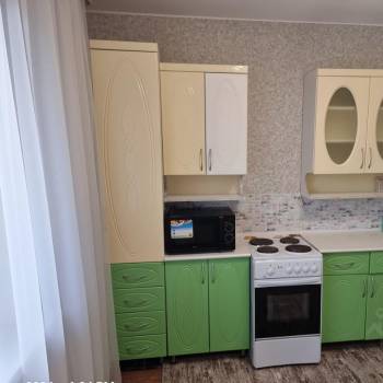 Продается 1-комнатная квартира, 37 м²