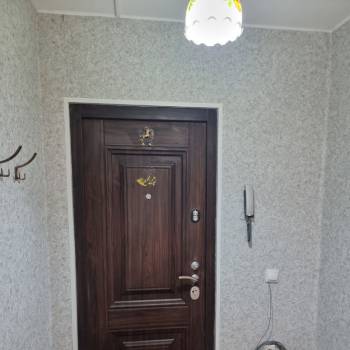 Продается 1-комнатная квартира, 37 м²