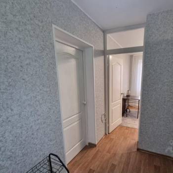 Продается 1-комнатная квартира, 37 м²