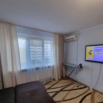 Продается 1-комнатная квартира, 37 м²