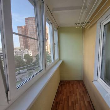 Продается 1-комнатная квартира, 37 м²