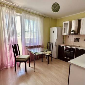 Сдается 1-комнатная квартира, 37,4 м²