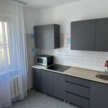 Сдается 1-комнатная квартира, 39 м²