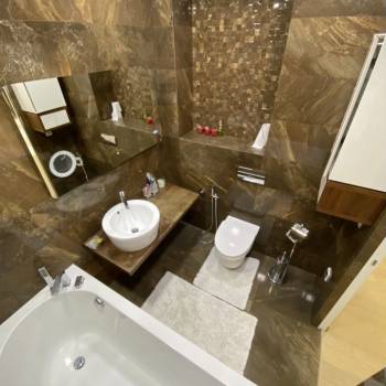 Продается 3-х комнатная квартира, 107 м²