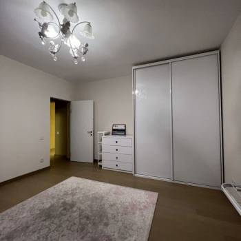 Продается 3-х комнатная квартира, 107 м²