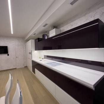 Продается 3-х комнатная квартира, 107 м²