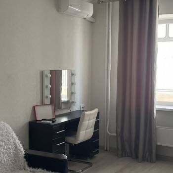 Сдается 1-комнатная квартира, 37 м²