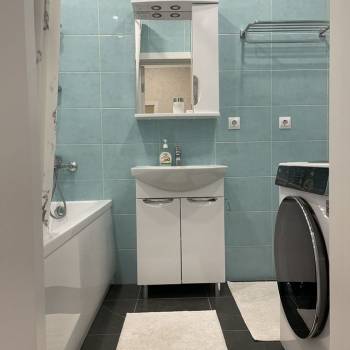 Сдается 1-комнатная квартира, 41 м²