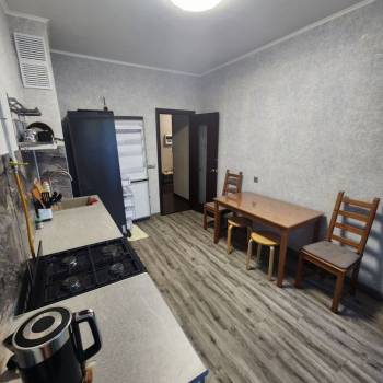 Сдается 2-х комнатная квартира, 65,2 м²