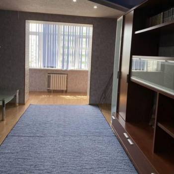 Сдается 2-х комнатная квартира, 70 м²