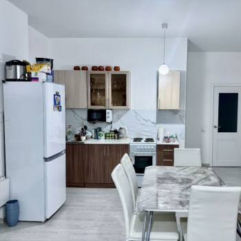 Продается 1-комнатная квартира, 45 м²