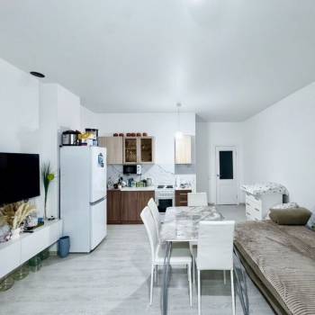 Продается 1-комнатная квартира, 45 м²