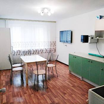 Сдается Многокомнатная квартира, 90 м²