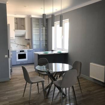 Сдается 2-х комнатная квартира, 91 м²
