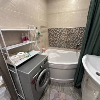 Продается 1-комнатная квартира, 38 м²