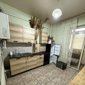 Сдается 1-комнатная квартира, 39 м²