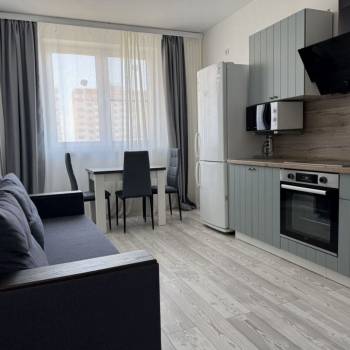 Продается 1-комнатная квартира, 39 м²