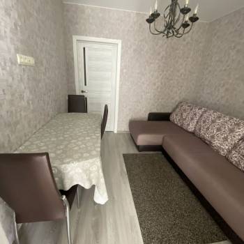 Сдается 1-комнатная квартира, 48 м²