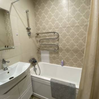 Сдается 1-комнатная квартира, 48 м²