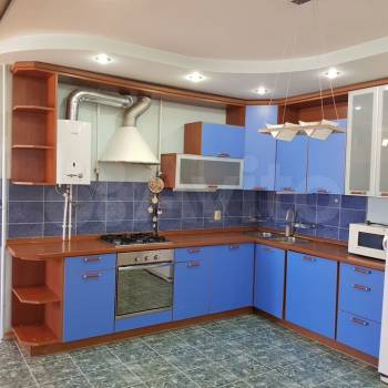 Продается 1-комнатная квартира, 60,1 м²