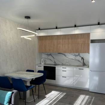 Продается 1-комнатная квартира, 42,2 м²
