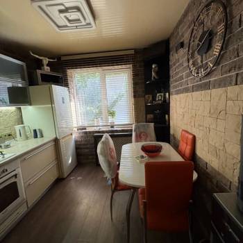 Продается 2-х комнатная квартира, 57 м²