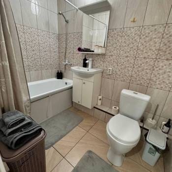 Продается 1-комнатная квартира, 41,8 м²