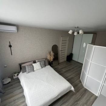 Продается 1-комнатная квартира, 37,4 м²