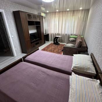 Продается 1-комнатная квартира, 37,5 м²
