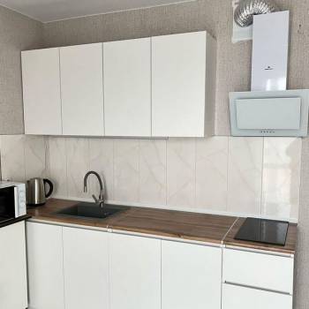Продается 1-комнатная квартира, 38 м²