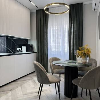 Продается 3-х комнатная квартира, 93 м²