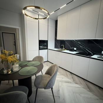 Продается 3-х комнатная квартира, 93 м²
