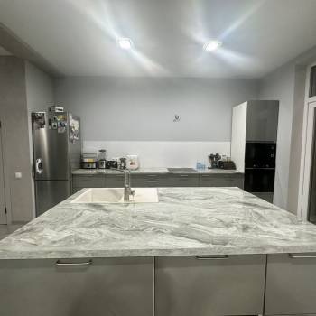 Продается Дом, 220 м²