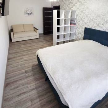 Сдается 1-комнатная квартира, 49 м²