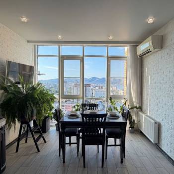 Продается 3-х комнатная квартира, 108 м²