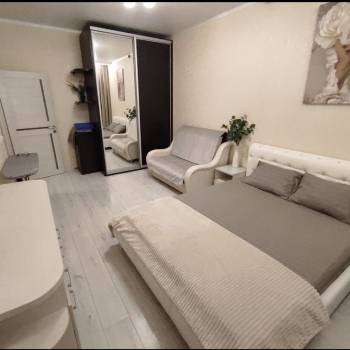 Сдается 2-х комнатная квартира, 70 м²