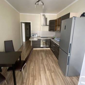 Сдается 1-комнатная квартира, 43,5 м²