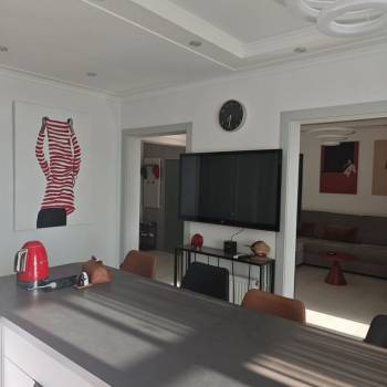Продается 3-х комнатная квартира, 81 м²