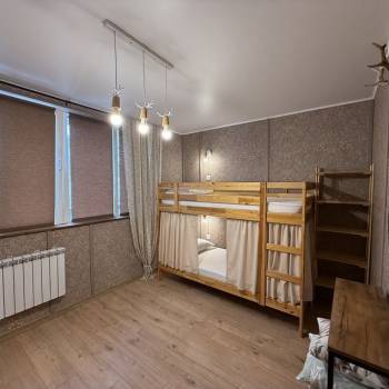 Продается Нежилое помещение, 210 м²