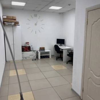 Сдается Нежилое помещение, 64 м²