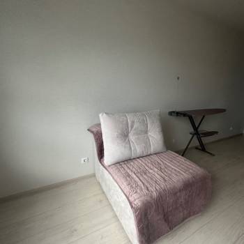 Сдается 1-комнатная квартира, 39 м²