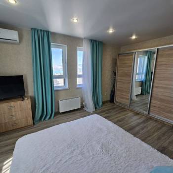 Сдается 2-х комнатная квартира, 60 м²