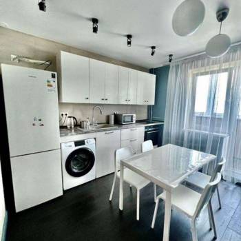 Сдается 2-х комнатная квартира, 71 м²