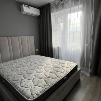 Продается 1-комнатная квартира, 47,7 м²