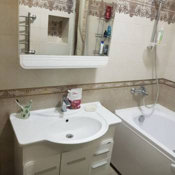 Сдается 2-х комнатная квартира, 85 м²