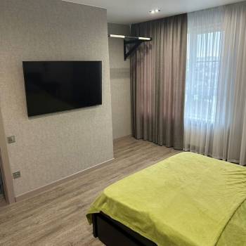 Продается 1-комнатная квартира, 43 м²
