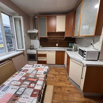Сдается 1-комнатная квартира, 40 м²