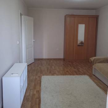 Сдается 1-комнатная квартира, 37 м²